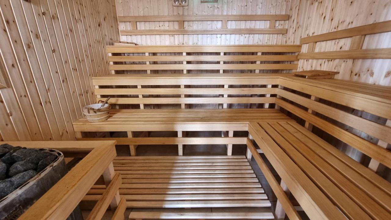 Relax Wellness Apartman Hajduszoboszlo Apartment Екстериор снимка